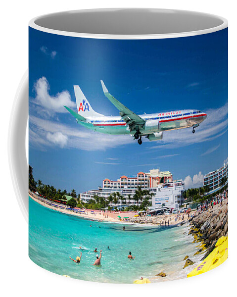 Maho Beach Coffee Mug featuring the photograph Coming In For Landing by Linda Arnado