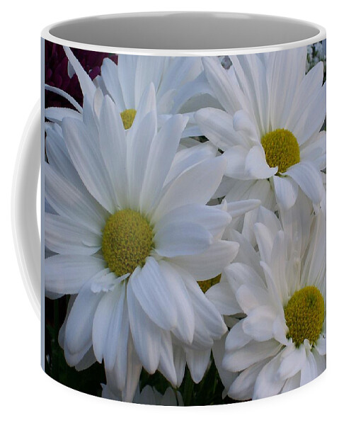 White Daisy Bouquet Coffee Mug featuring the photograph Daisy Bouquet by Belinda Lee