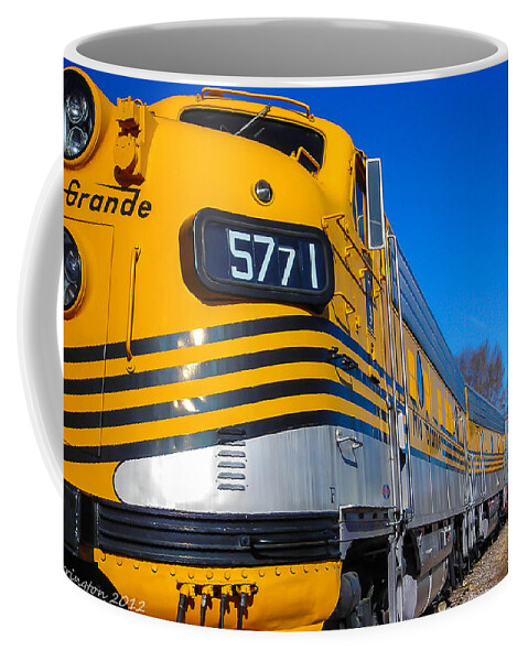 Trains Coffee Mug featuring the photograph Engine 5771 by Shannon Harrington