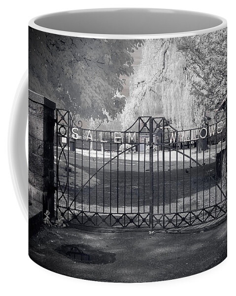 Salem Coffee Mug featuring the photograph Entry to Salem Willows by Jeff Folger