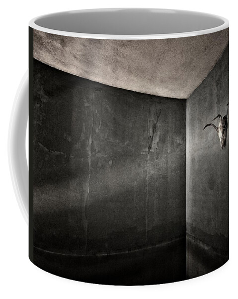 Life Coffee Mug featuring the photograph Finem Vitae by Mark Fuller