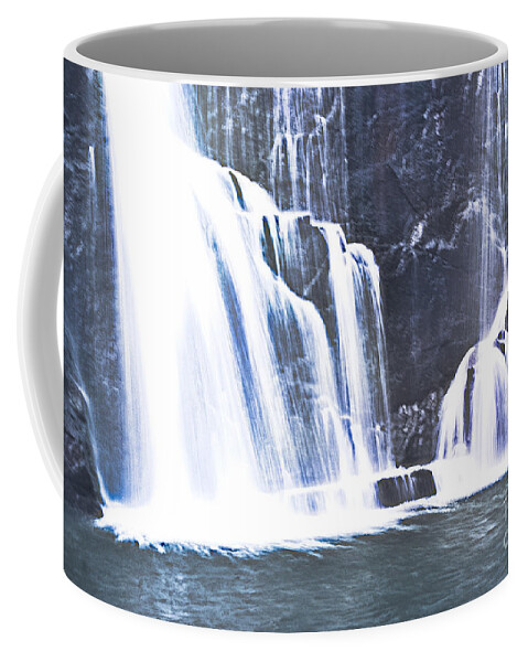 Stuart Media Servces Coffee Mug featuring the photograph Frozen in time by Blair Stuart