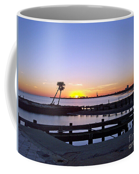 Sky Coffee Mug featuring the photograph Goodbye Sun by Roberta Byram