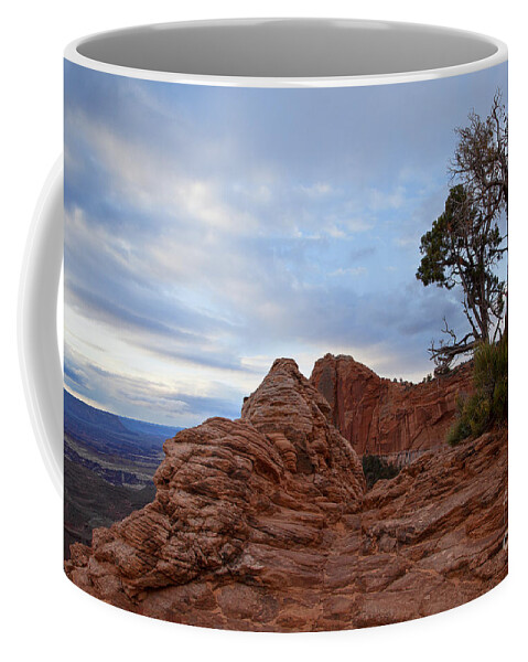 Canyon Lands Coffee Mug featuring the photograph Greet the Dawn by Jim Garrison