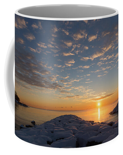 Winter Coffee Mug featuring the photograph Greeting the Winter Sun on the Lake by Georgia Mizuleva