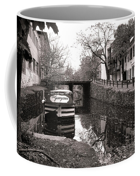 Washington Coffee Mug featuring the photograph In Georgetown by Olivier Le Queinec