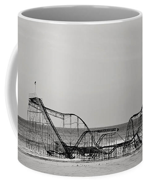 Jet Star Coffee Mug featuring the photograph Jet Star by Terry DeLuco
