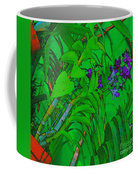 Cincinnati Coffee Mug featuring the photograph Living Wall Art by Beverly Shelby