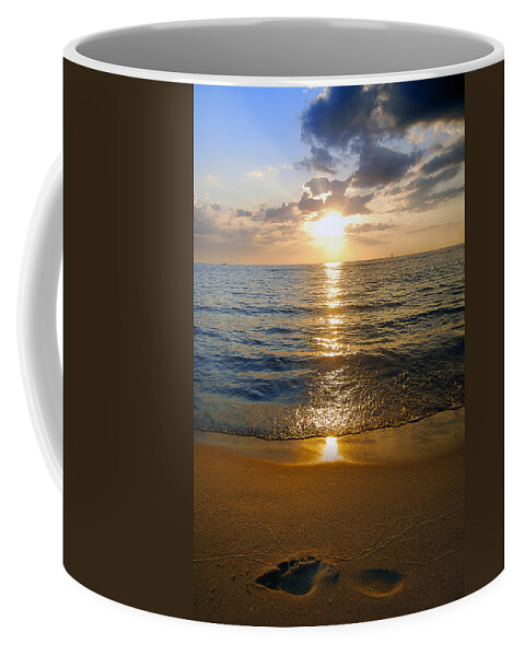 Sand Coffee Mug featuring the photograph Lwv30062 by Lee Winter