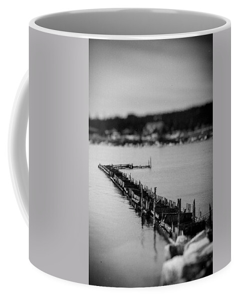 Water Coffee Mug featuring the photograph Lwv50046 by Lee Winter