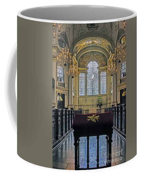 Travel Coffee Mug featuring the photograph Nave of St Martin in the Field by Elvis Vaughn