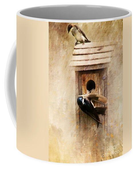 Bird Coffee Mug featuring the photograph Nest Prepping by Pam Holdsworth