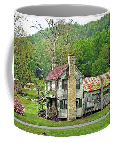 Duane Mccullough Coffee Mug featuring the photograph Old House in Penrose NC by Duane McCullough