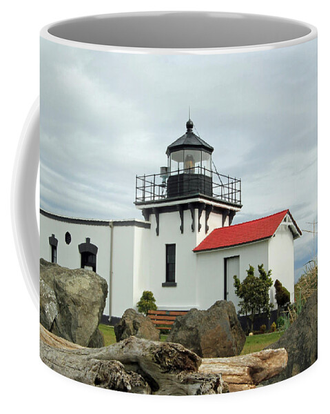 Point No Point Lighthouse Coffee Mug featuring the photograph Point No Point by E Faithe Lester