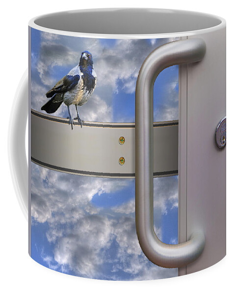 The Sentinel Coffee Mug featuring the photograph Qui vive by Paul Wear