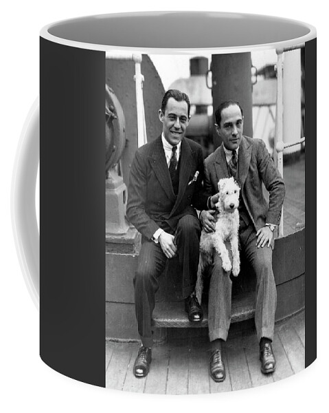1927 Coffee Mug featuring the photograph Rodgers And Hart by Granger