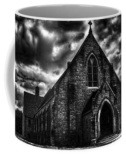 Roseville Ohio Coffee Mug featuring the photograph Roseville Church by David Yocum