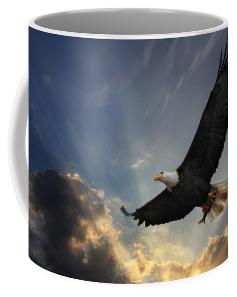 Bird Coffee Mug featuring the photograph Soar to new heights by Lori Deiter