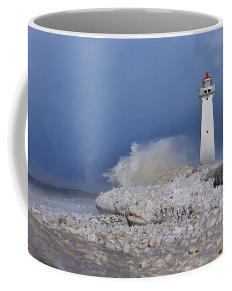 Lighthouse Coffee Mug featuring the photograph Sodus Bay Lighthouse by Everet Regal