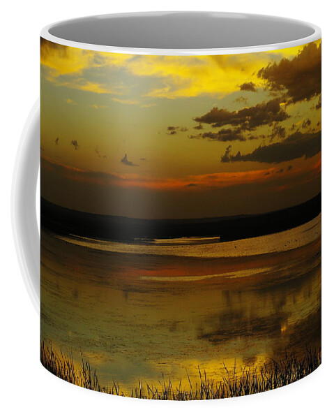 Lakes Coffee Mug featuring the photograph Sunset On Medicine Lake by Jeff Swan