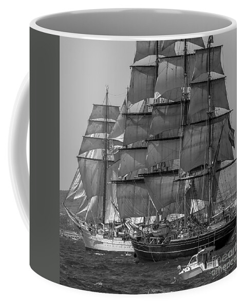 Tall Ships Coffee Mug featuring the photograph Tall Ship Stad Amsterdam by Pablo Avanzini