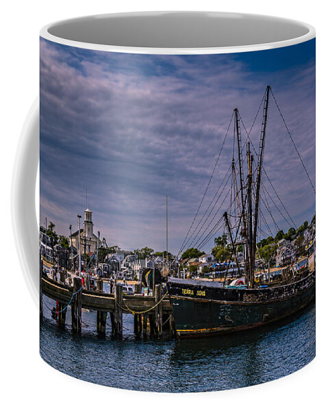 Cape Cod Coffee Mug featuring the photograph Terra Nova Fishing Trolley by Susan Candelario