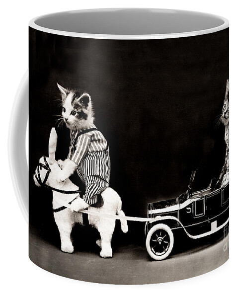Animal Portrait Coffee Mug featuring the photograph The Breakdown in 1914 by Science Source
