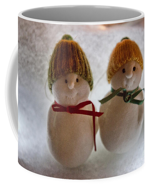 Snowman Coffee Mug featuring the photograph The Snowdens are Engaged by David Arment