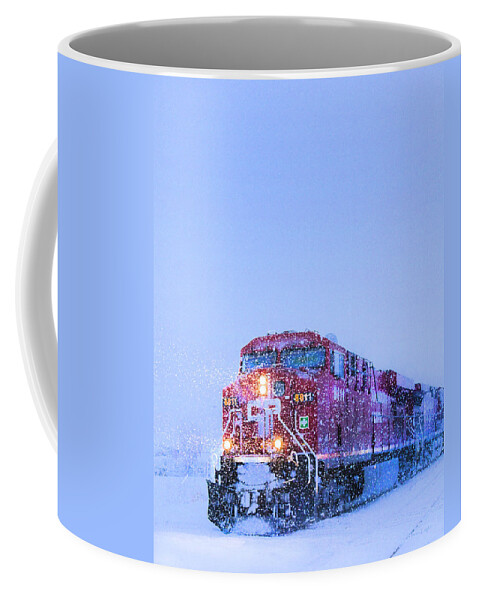 Train Coffee Mug featuring the photograph Winter Train 8811 by Theresa Tahara