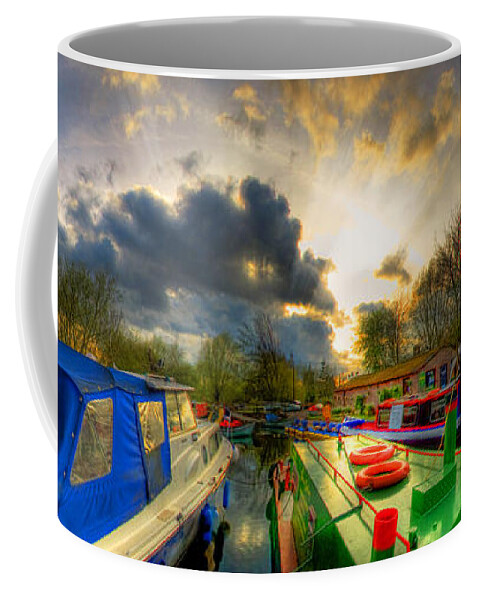 Yhun Suarez Coffee Mug featuring the photograph Barrow On Soar Panorama 2.0 by Yhun Suarez