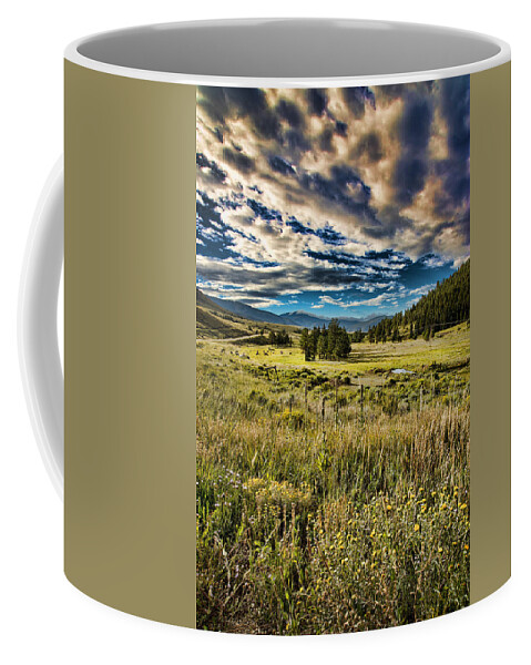 Elizabethtown Nm Coffee Mug featuring the photograph E Town Sky by Ron Weathers
