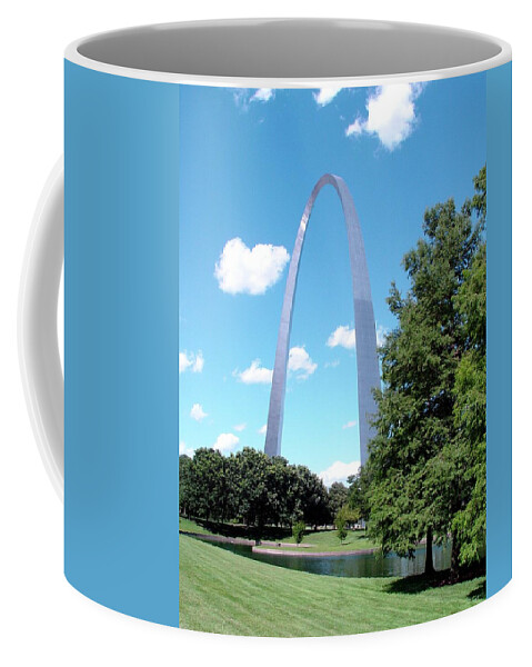 St Louis Coffee Mug featuring the digital art Gateway to the West by Barkley Simpson