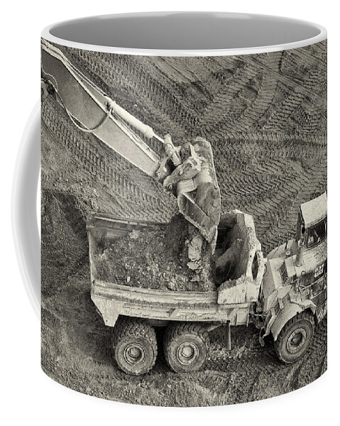 Heavy Coffee Mug featuring the photograph Scoop by Patrick Lynch