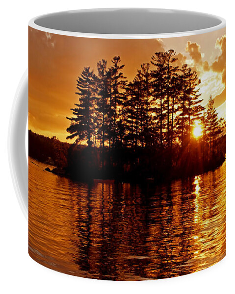 Sunset Coffee Mug featuring the photograph Clarity of Spirit by Lynda Lehmann