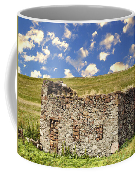 Old Homestead Coffee Mug featuring the photograph Homestead #2 by Dominic Piperata