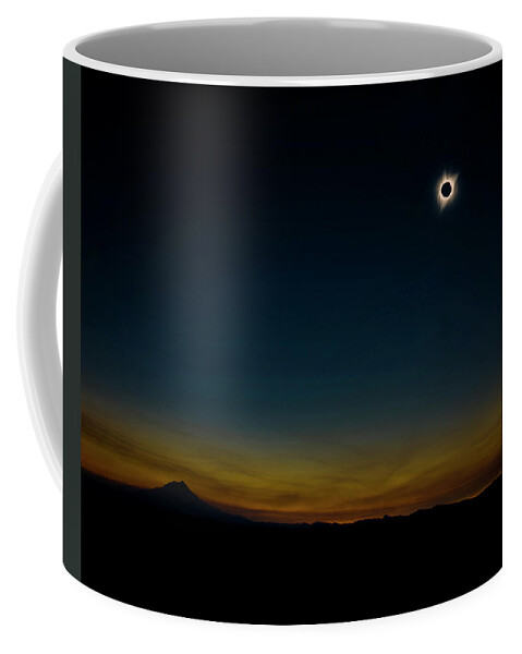 Scenic Coffee Mug featuring the photograph Mount Jefferson Solar Eclipse by Pelo Blanco Photo