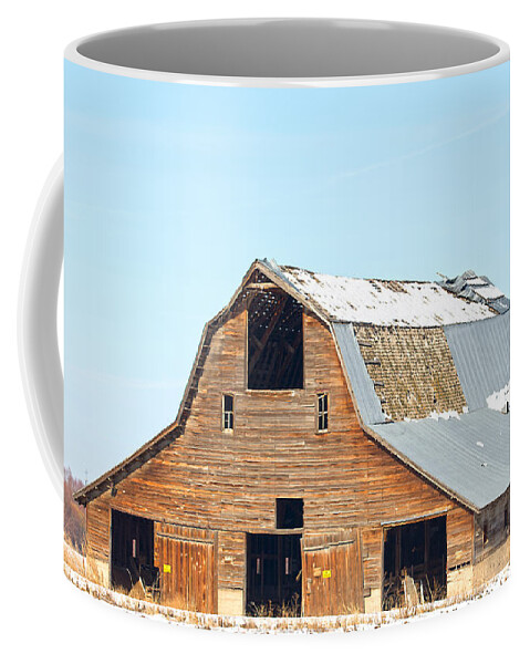 Barn Coffee Mug featuring the photograph Old Barn in Idaho #1 by Dart Humeston