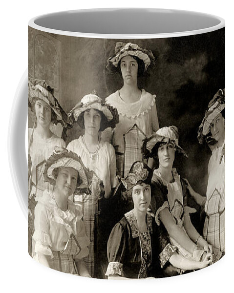 Vintage Fashion Coffee Mug featuring the photograph 1900 Fashionable Ladies by Historic Image