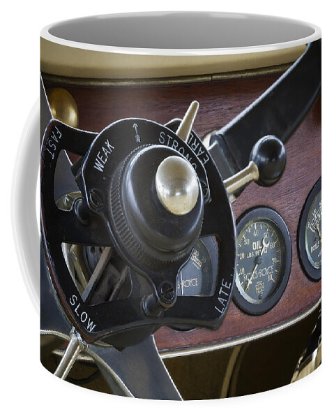 1927 Coffee Mug featuring the photograph 1927 Rolls Royce by Dennis Hedberg