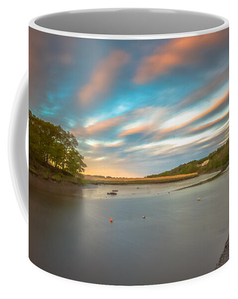 Milton Landing Coffee Mug featuring the photograph 25 seconds of Sunset by Brian MacLean