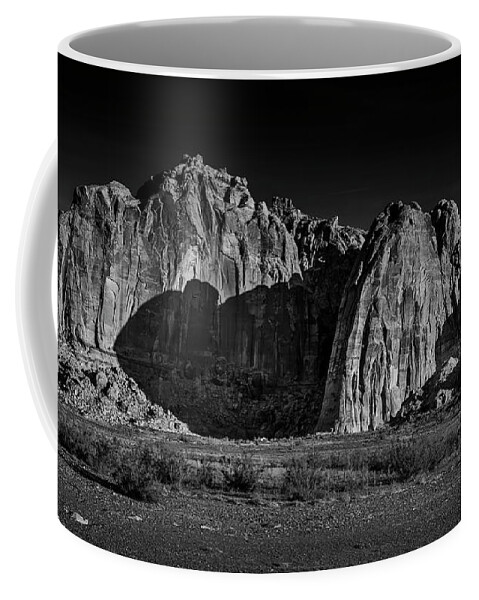 Activity Coffee Mug featuring the photograph Lake Powell by Peter Lakomy