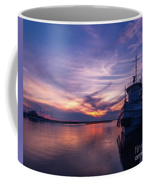 Water Coffee Mug featuring the photograph A Tugboat Sunset by Rod Best