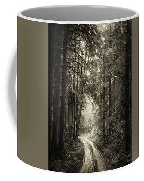 Oregon Coffee Mug featuring the photograph Ahead by Lynn Wohlers