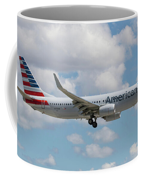 Aa Coffee Mug featuring the photograph American Airlines by Dart Humeston