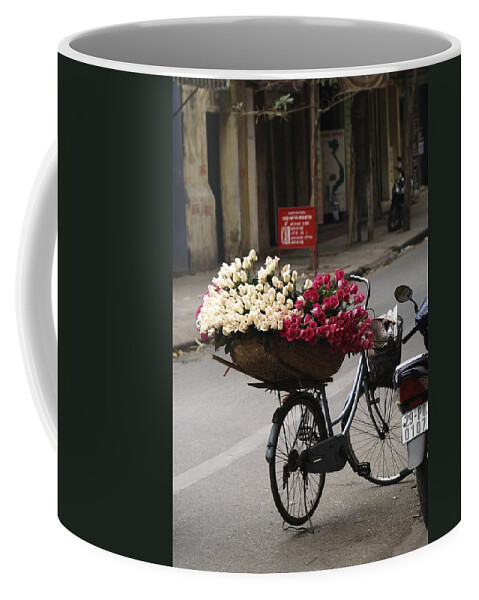 Iphoto Original Coffee Mug featuring the photograph Basket Of Roses by Lee Stickels