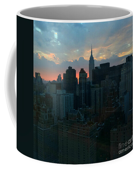 Manhattan Coffee Mug featuring the photograph Beautiful Sky - Sunset in New York by Miriam Danar