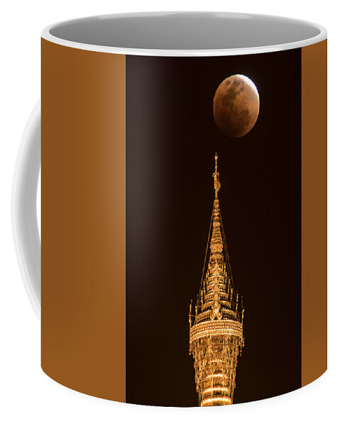 Moon Coffee Mug featuring the photograph Blood Moon Over Shwedagon Pagoda by Joshua Van Lare