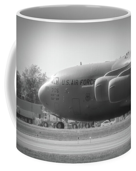 Aviation Coffee Mug featuring the photograph Boeing C-17 Globemaster III by Guy Whiteley