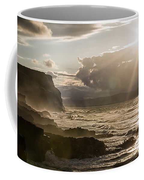 Castlerock Coffee Mug featuring the photograph Castlerock Sunburst by Nigel R Bell