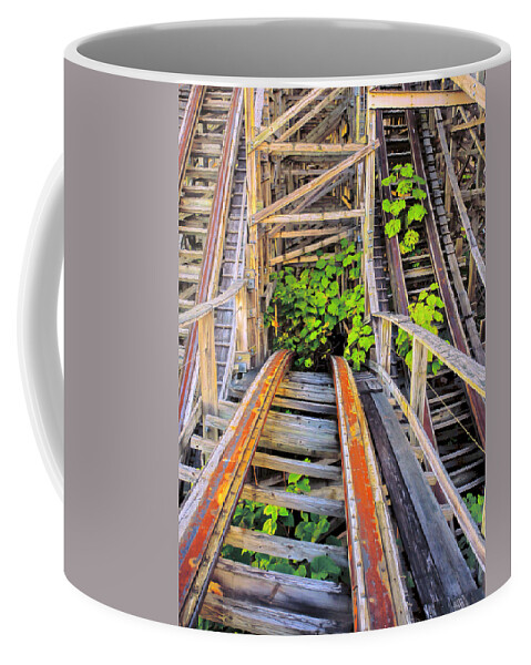 Roller Coaster Coffee Mug featuring the photograph Chutes and Ladders by Dominic Piperata